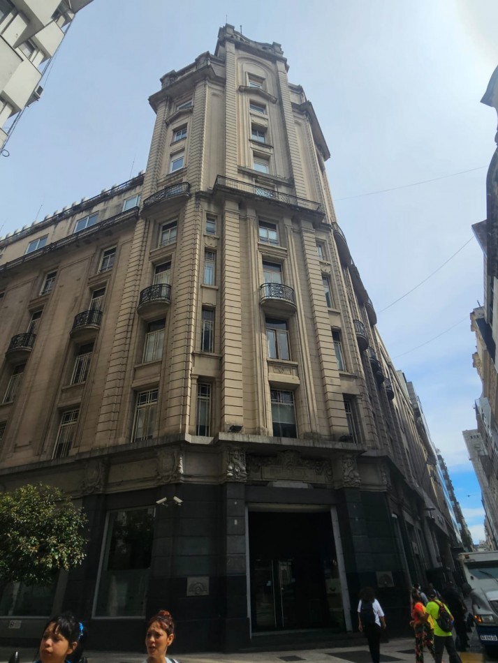 Emblematico e importante edificio  