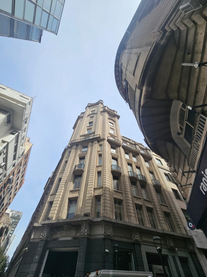 Emblematico e importante edificio  