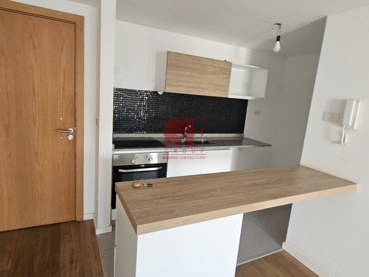 Hermoso 2 ambientes con cochera fija cubierta en edificio de CATEGORIA / La Palmera de Villa Crespo