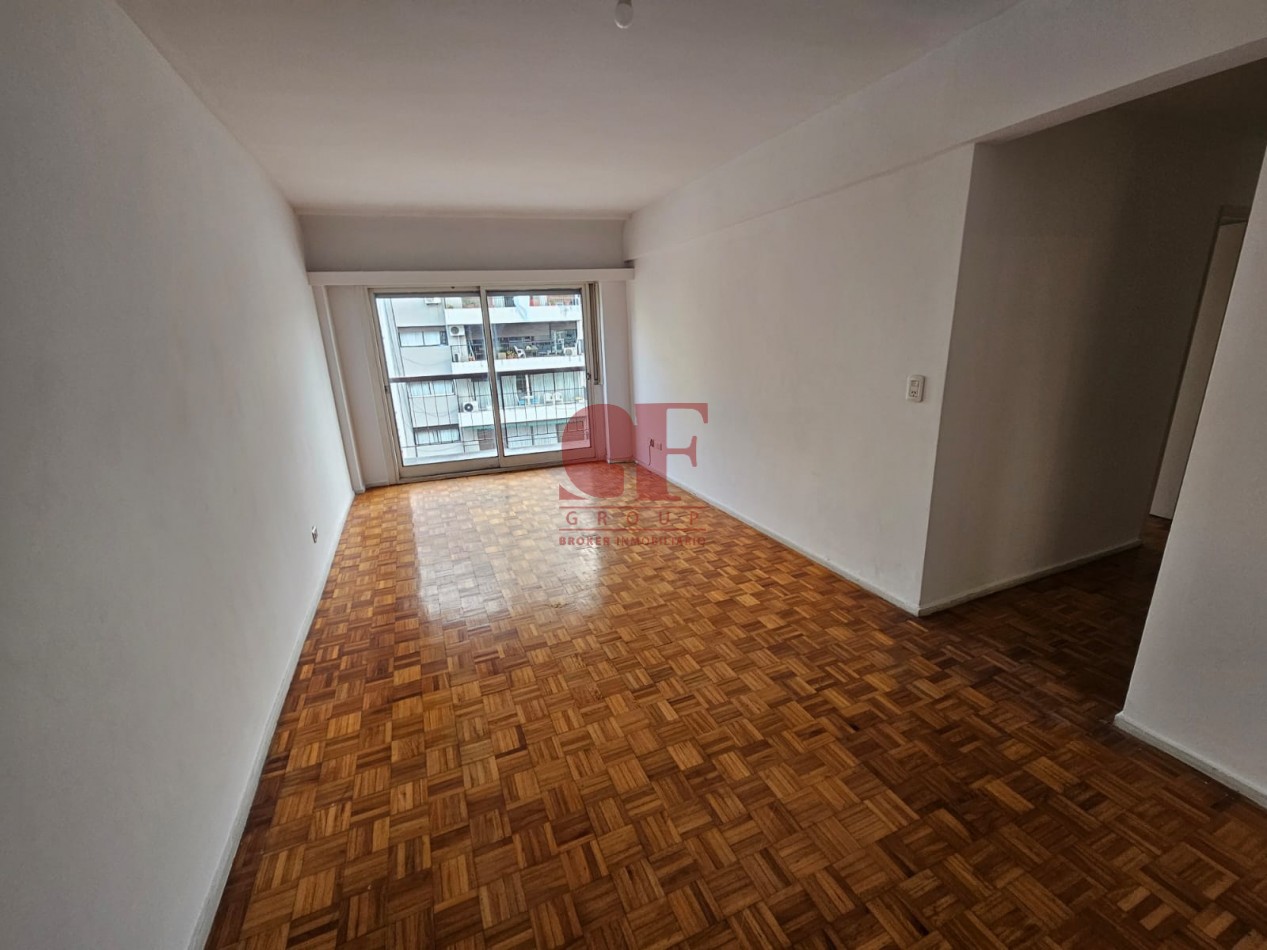 Semipiso super luminoso con terraza propia de 23 metros de terraza  propia