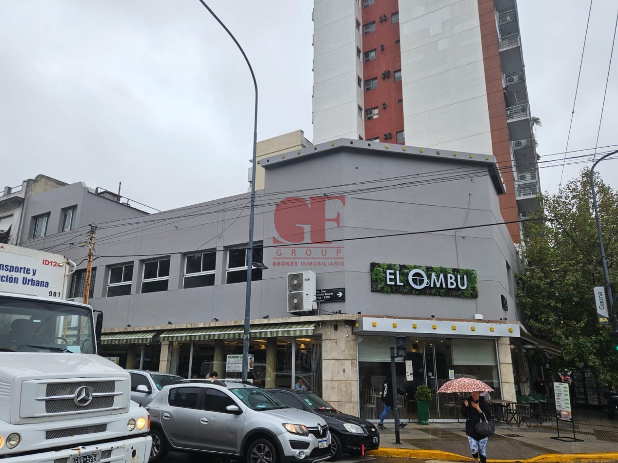 Importante salon en esquina, primer piso Multiuso / SIN EXPENSAS!!!