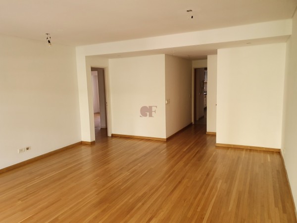 Hermoso y Funcional Semi piso en La Imprenta! con 5 cocheras