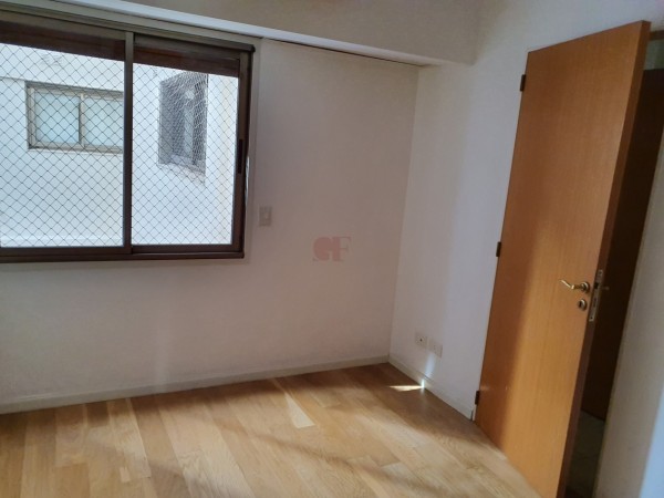 Hermoso y Funcional Semi piso en La Imprenta! con 5 cocheras