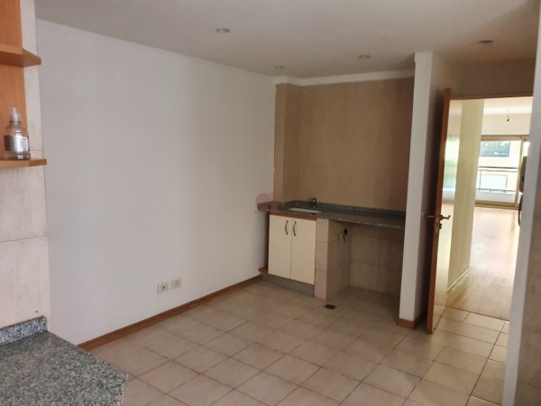 Hermoso y Funcional Semi piso en La Imprenta! con 5 cocheras