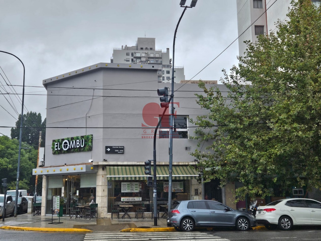 Importante salon en esquina, primer piso Multiuso / SIN EXPENSAS!!!