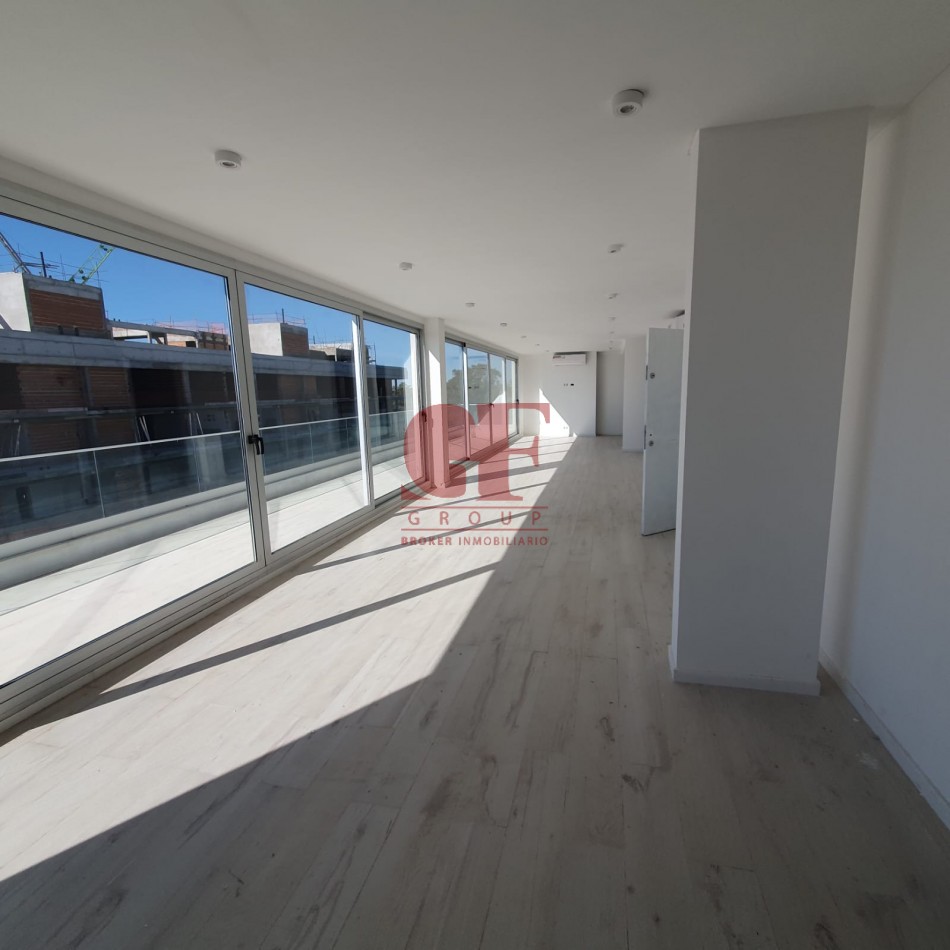 Excelente duplex 4 ambientes en el corazon de bajo Belgrano con TERRAZA PROPIA