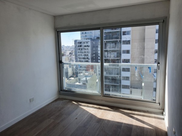 A Estrenar Excelente 3 Dorm. C/depen. de Servicio - Piso Alto - Premium