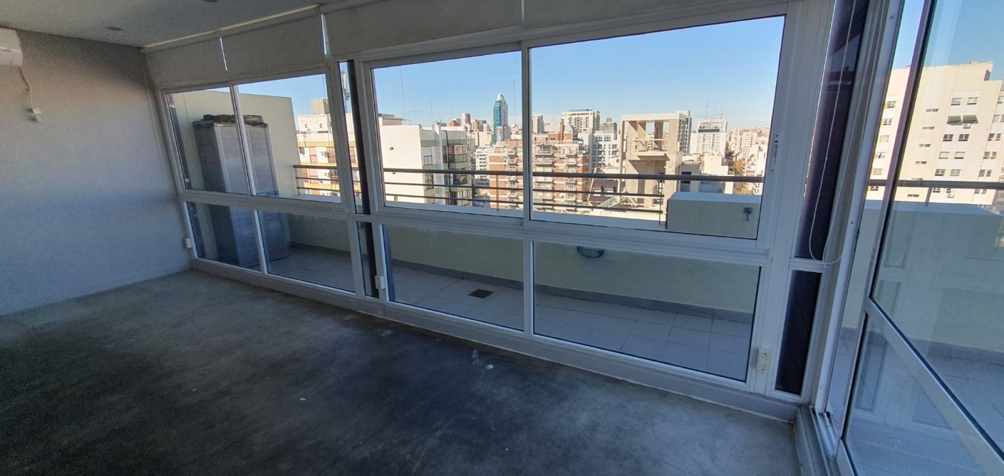 Semipiso  en Duplex con Terraza y Parrilla propia - Dos Dormitorios cochera y baulera