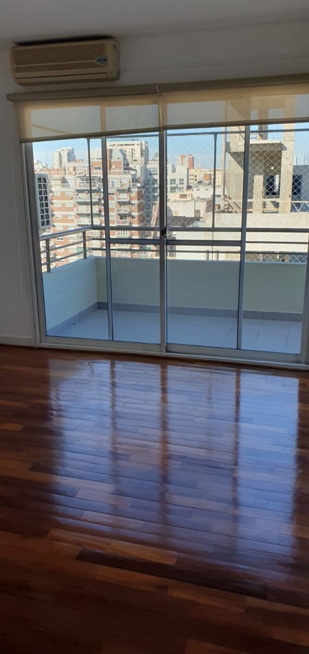 Semipiso  en Duplex con Terraza y Parrilla propia - Dos Dormitorios cochera y baulera