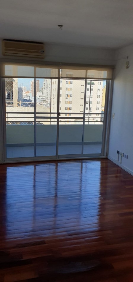 Semipiso  en Duplex con Terraza y Parrilla propia - Dos Dormitorios cochera y baulera