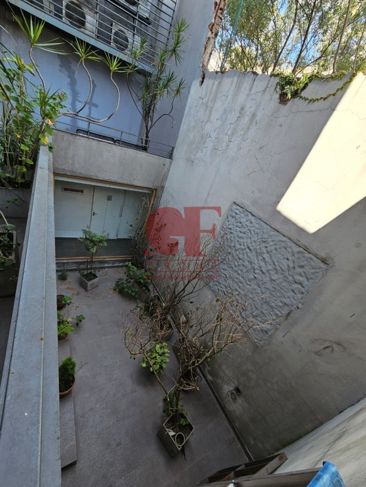 Lote para 1150 metros de venta mas edificio de 1050 metros totales!!!