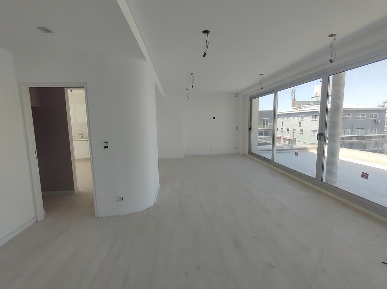 Excelente duplex 4 ambientes en el corazon de bajo Belgrano con TERRAZA PROPIA